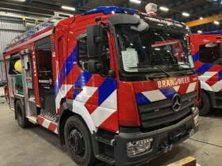 Begin volgend jaar wordt onze tankautospuit vervangen voor een nieuwe! Op dit moment wordt alles ingebouwd en na een inwerktraject zullen we dit voertuig in dienst nemen. Wat vinden jullie ervan? 🚒